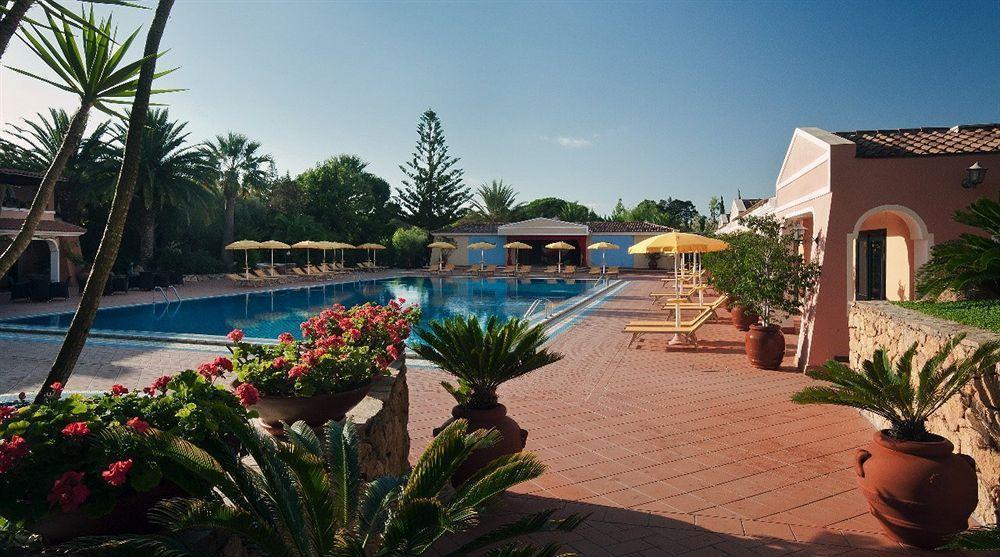 Cala Ginepro Hotel Resort & Spa Орозеи Экстерьер фото